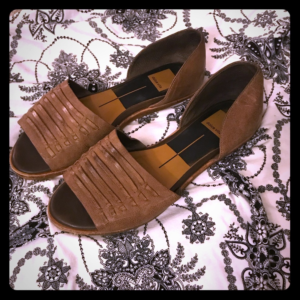 Dolce Vita Flats